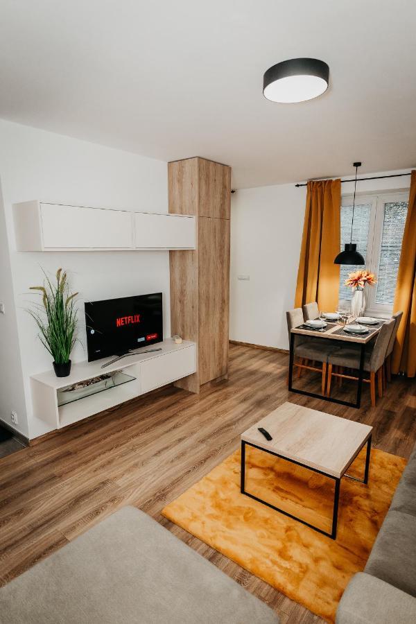 Old Town City Center Apartment 2 - Private Parking Included Košice Exterior foto