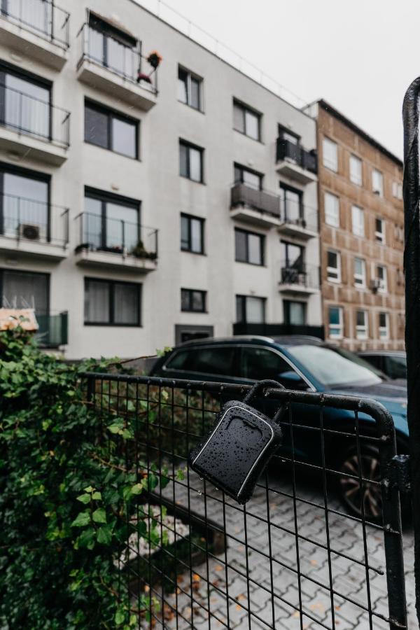 Old Town City Center Apartment 2 - Private Parking Included Košice Exterior foto