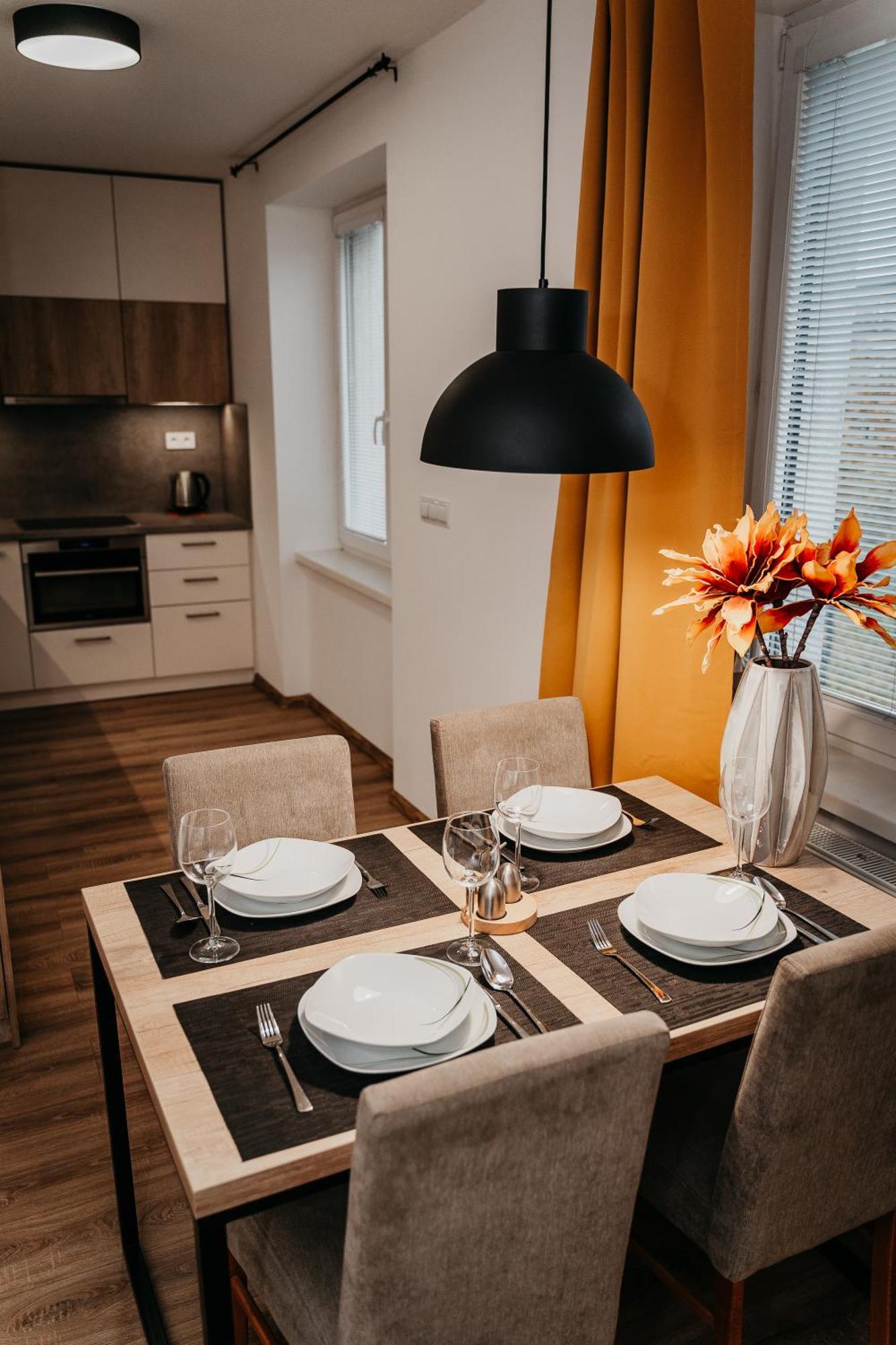 Old Town City Center Apartment 2 - Private Parking Included Košice Exterior foto